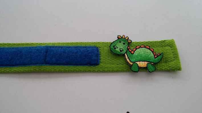 Kindergürtel - Weitenverstellbare Kindergürtel – weiches aber stabiles Baumwollgurtband mit Klettverschluss für alle Weiten verstellbar, in verschiedenen Längen
 - Modeatelier meins