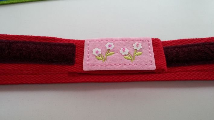 Kindergürtel - Weitenverstellbare Kindergürtel – weiches aber stabiles Baumwollgurtband mit Klettverschluss für alle Weiten verstellbar, in verschiedenen Längen
 - Modeatelier meins